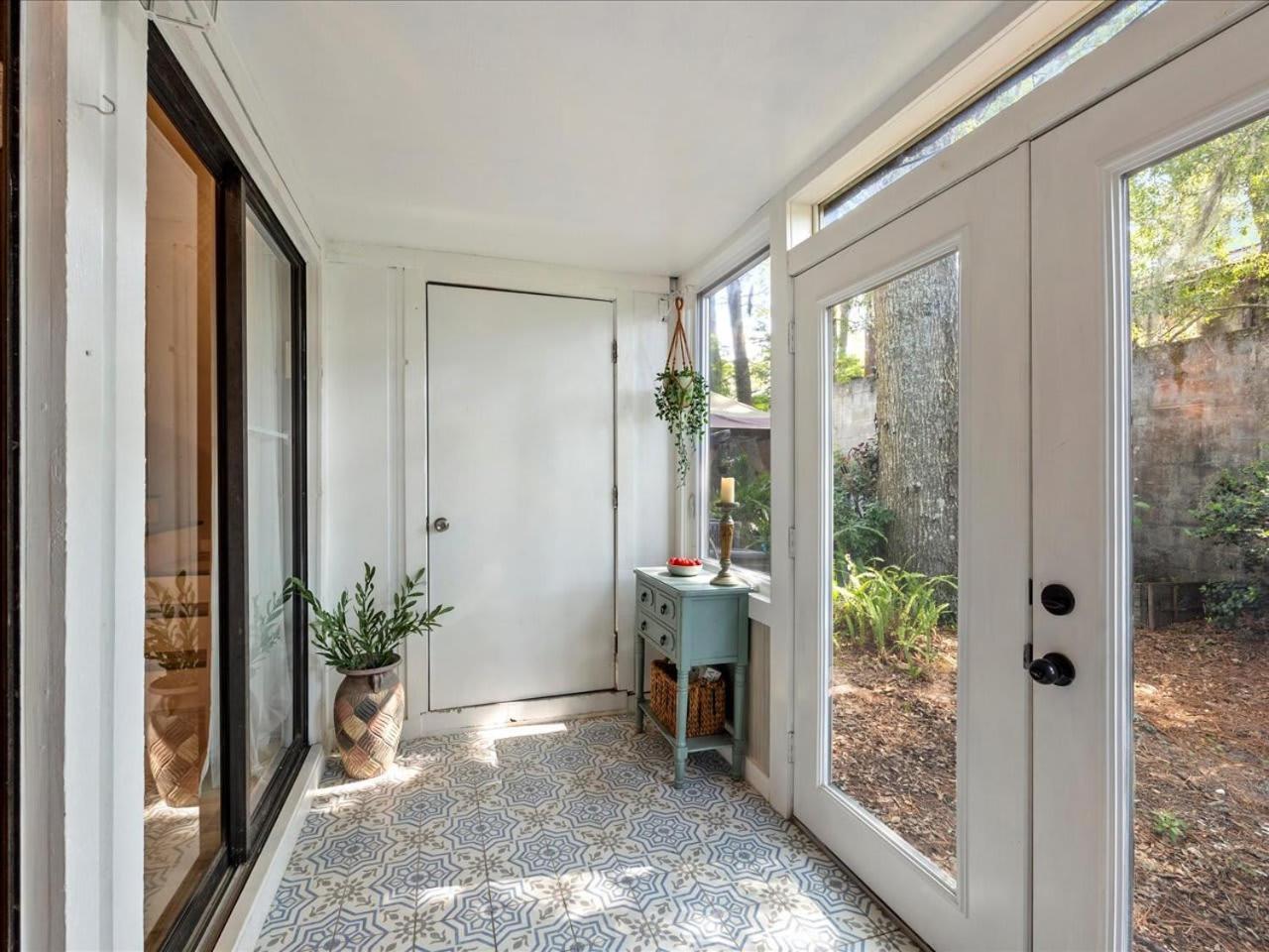Artist'S Tower Townhome Just Renovated W Loft Gainesville Dış mekan fotoğraf